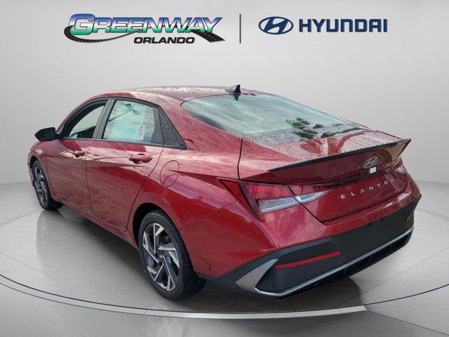 2025 Hyundai Elantra SEL Sport photo 3