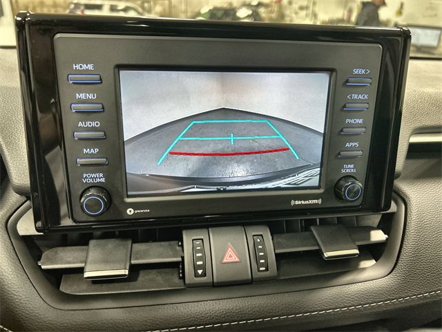 2022 Toyota RAV4 Hybrid XLE Premium photo 22