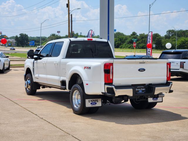 2025 Ford F-350 Lariat photo 5