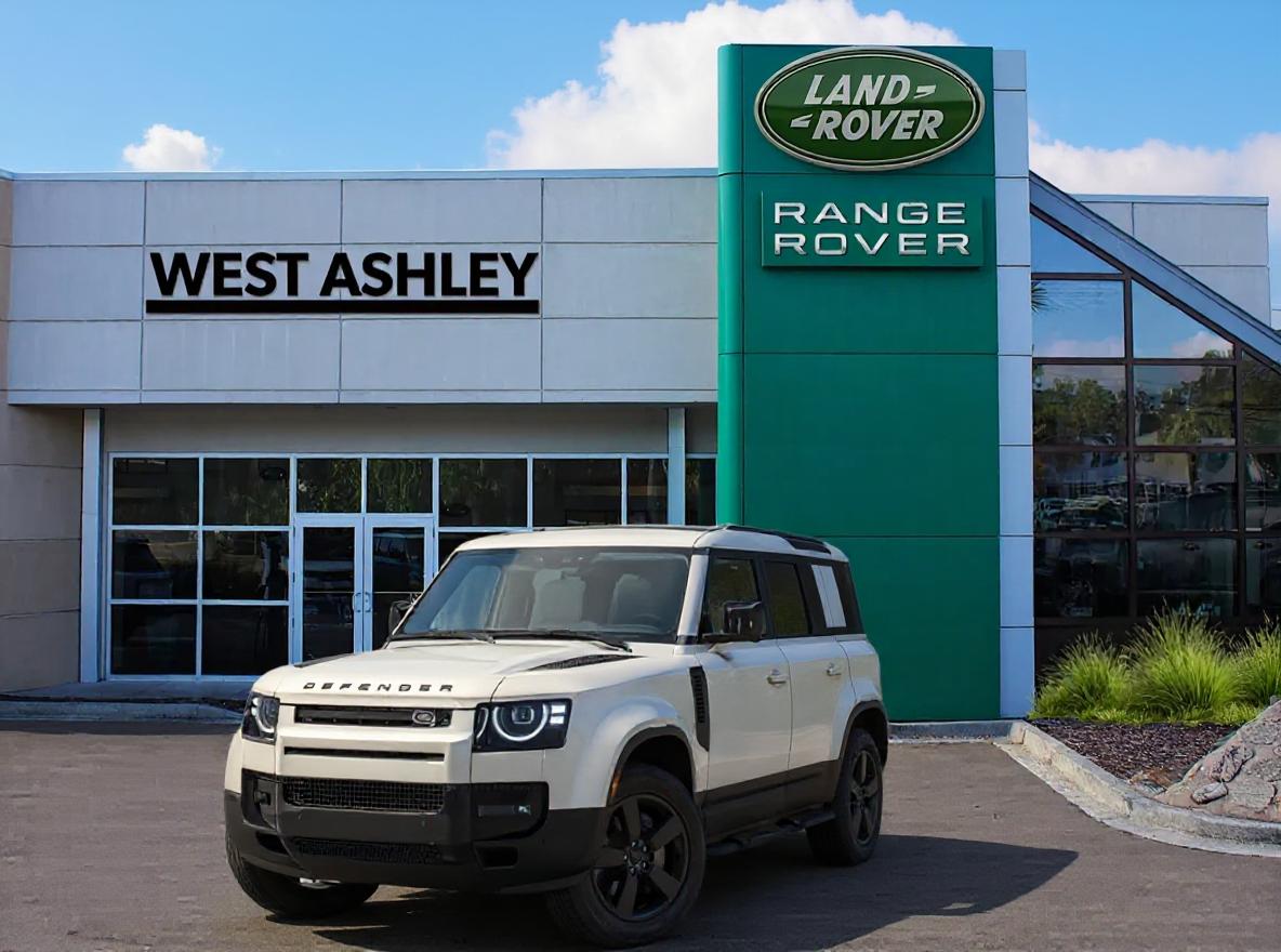 2026 Land Rover Defender S's photo