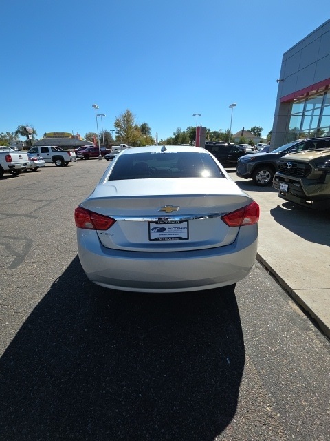 2018 Chevrolet Impala LS photo 4