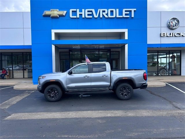 2025 GMC Canyon Elevation's photo