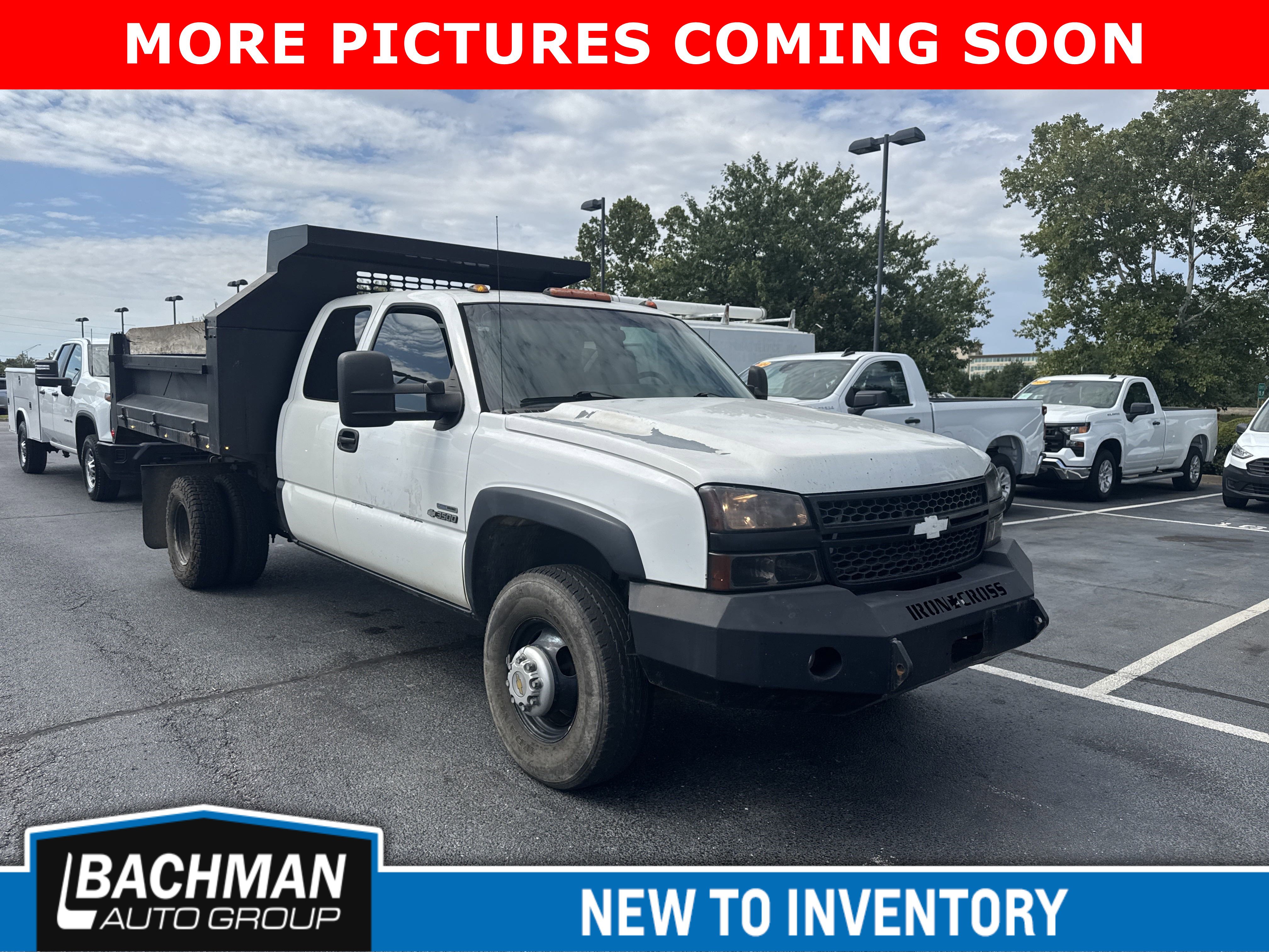 2007 Chevrolet Silverado Classic 3500 Chassis Cab Work Truck's photo