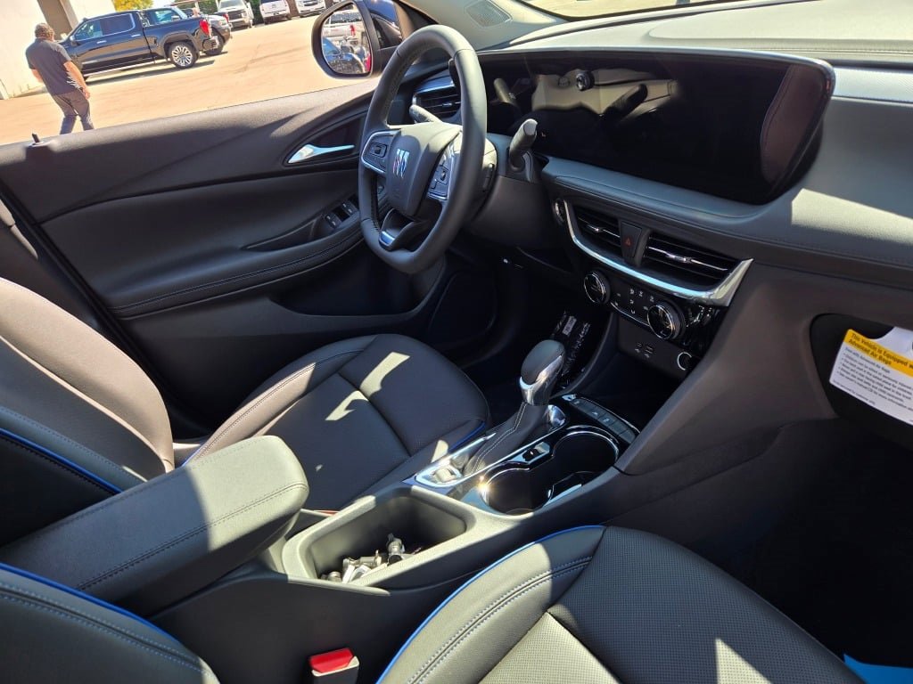 2026 Buick Encore GX Sport Touring photo 5