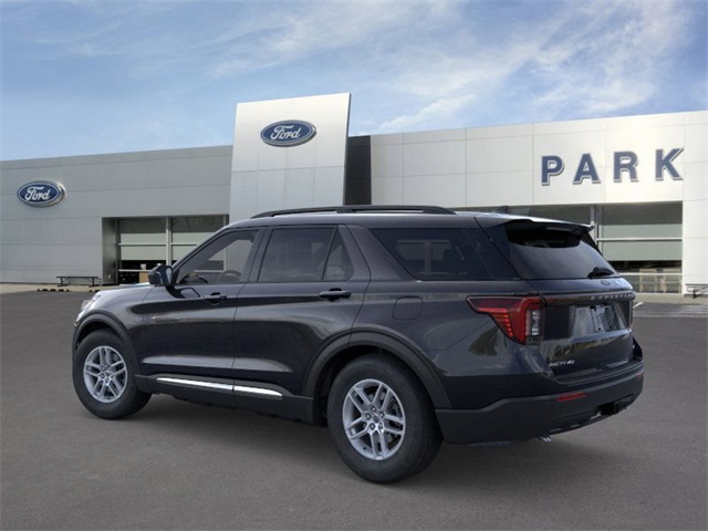 2025 Ford Explorer photo 4