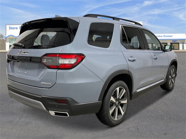 2025 Honda Pilot Touring photo 4