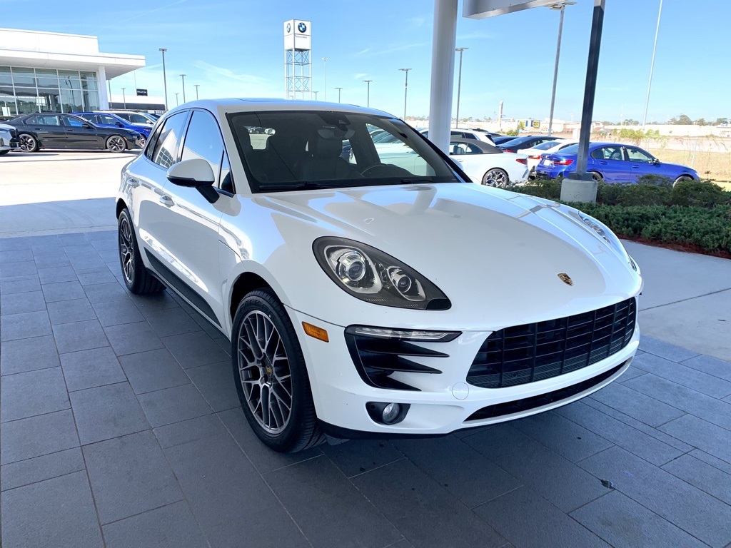 2018 Porsche Macan Base photo 3