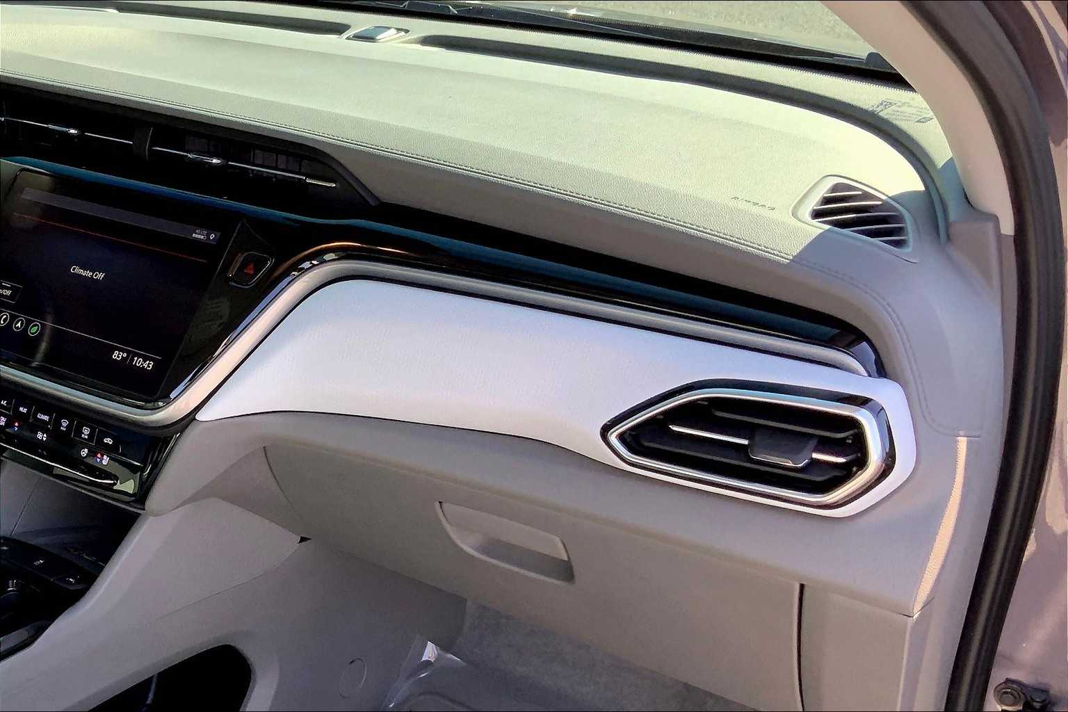 2022 Chevrolet Bolt EUV Premier photo 17