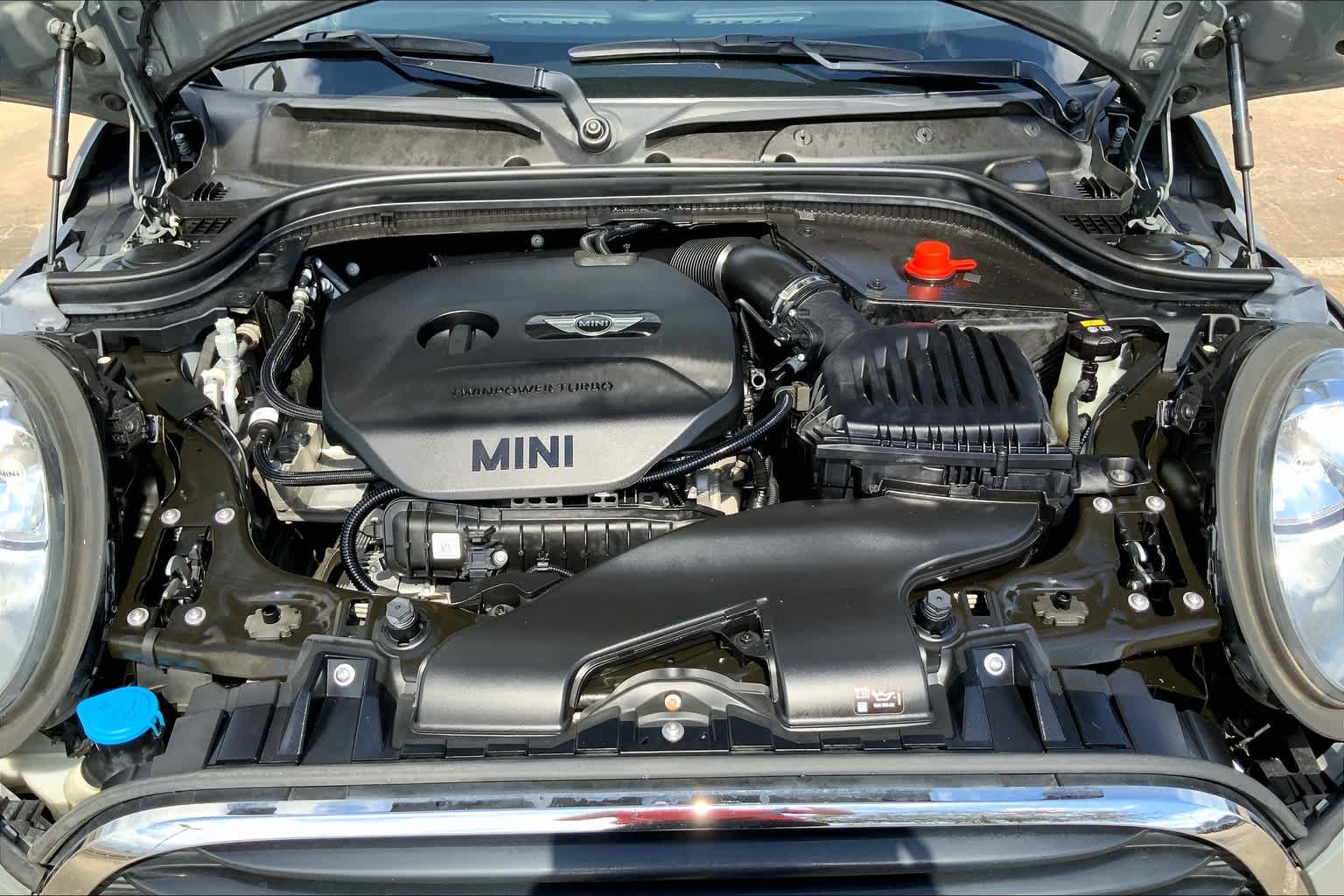2018 Mini Cooper 2 Door Hardtop photo 25