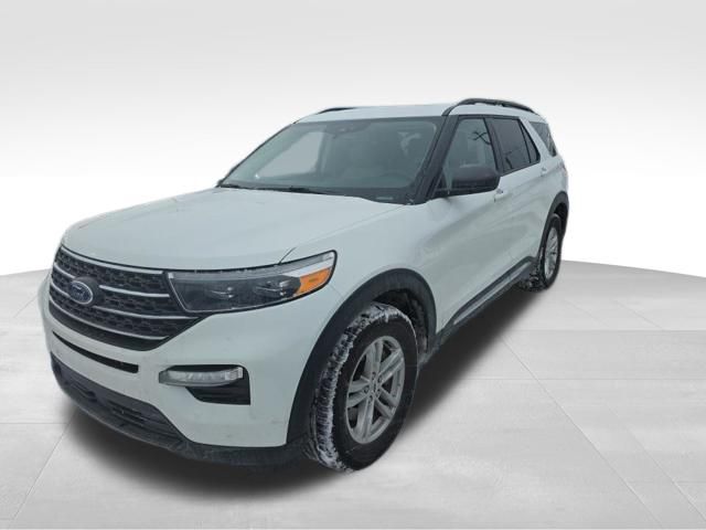 2023 Ford Explorer XLT's photo