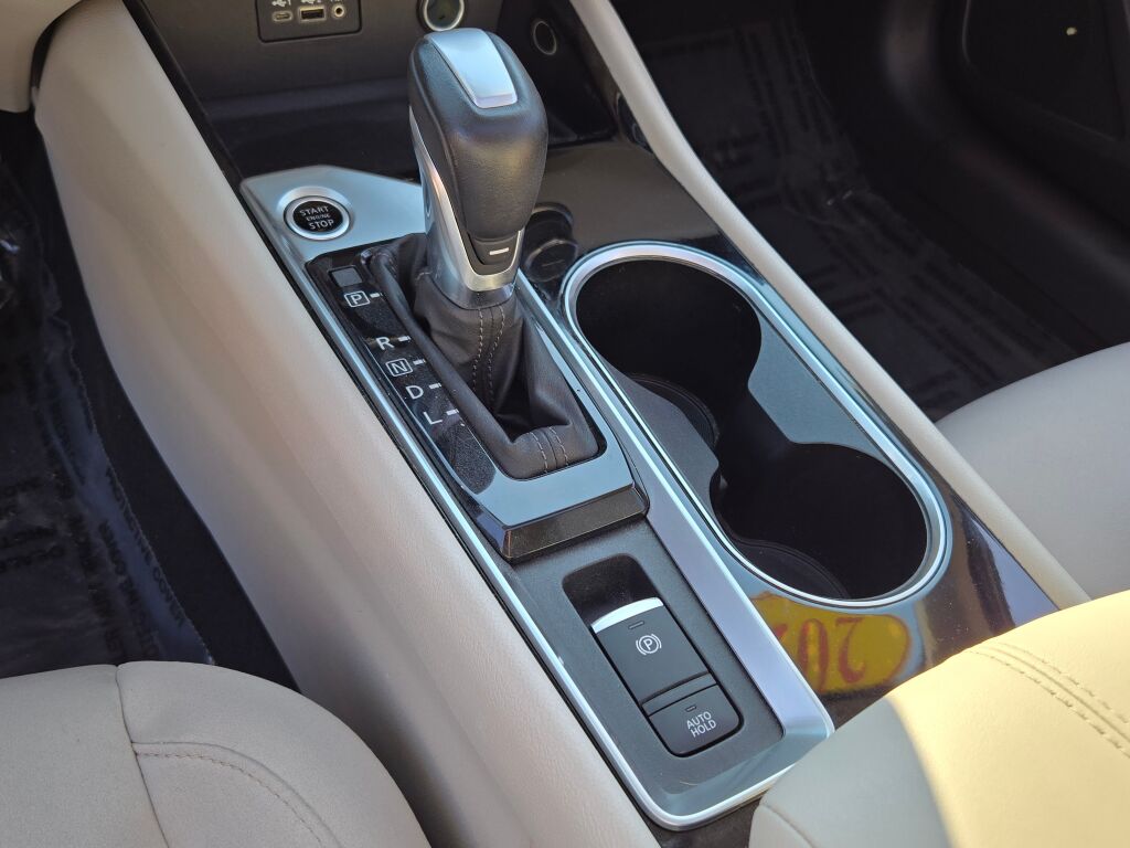 2020 Nissan Altima 2.5 SV photo 22