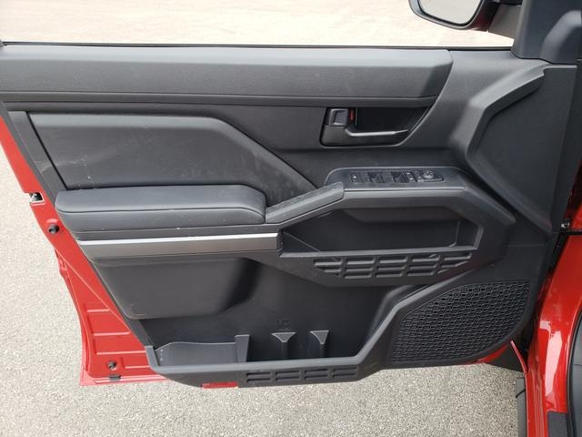 2025 Toyota Tacoma SR5 4x4 Double Cab photo 11