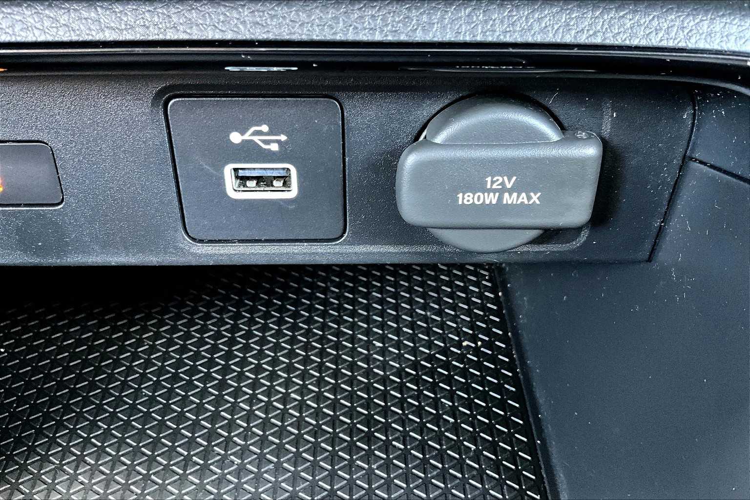 2025 Honda CR-V LX photo 31