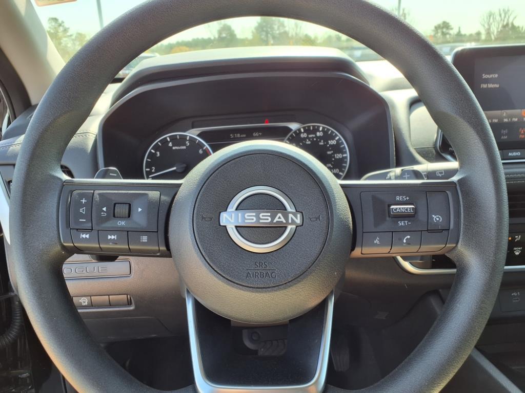 2024 Nissan Rogue S photo 17