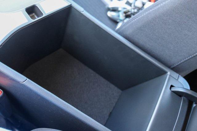 New 2025 Gray Hyundai SEL Convenience image 13