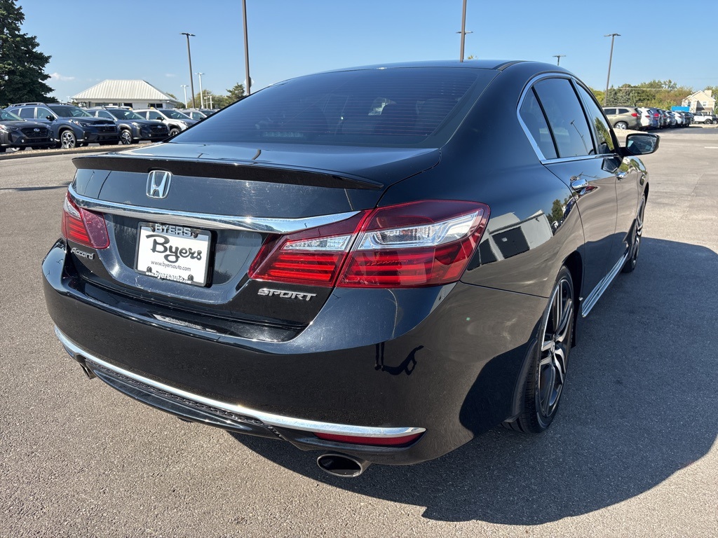2017 Honda Accord Sport photo 3