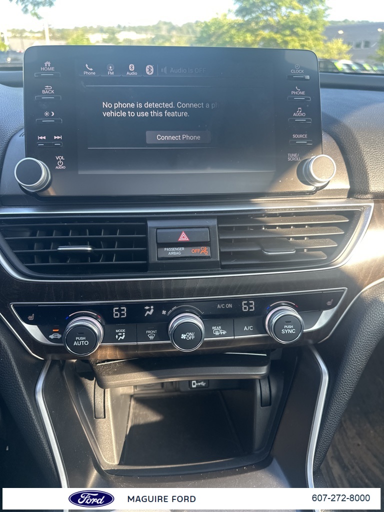 2019 Honda Accord EX-L 2.0T photo 12