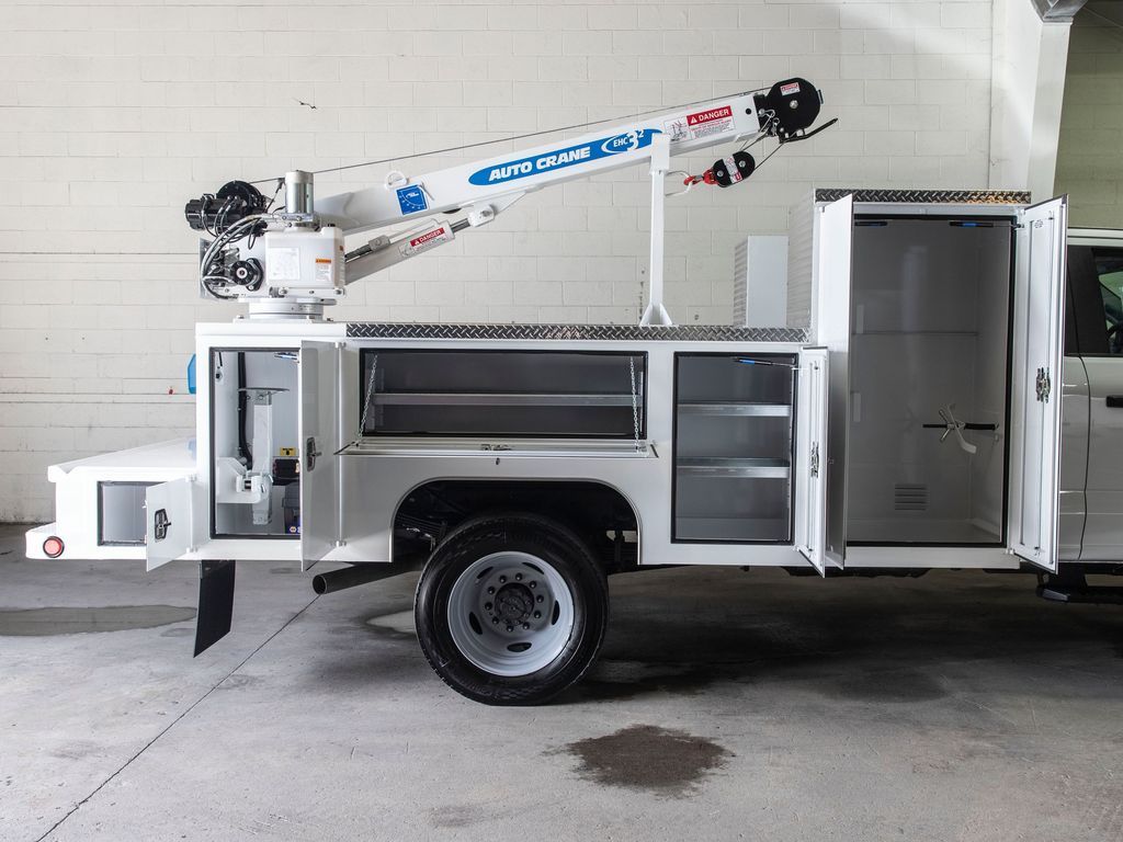 2024 Ford F-550 photo 24
