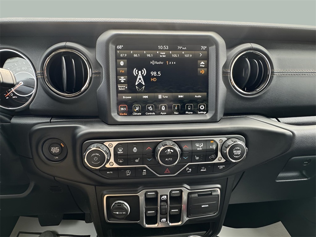 2021 Jeep Wrangler Unlimited Sahara High Altitude photo 10