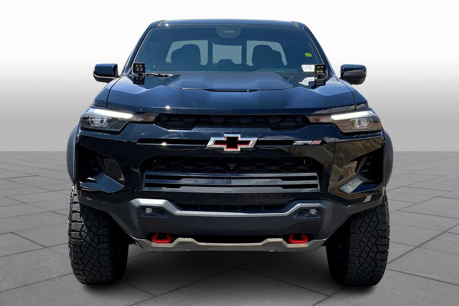 2024 Chevrolet Colorado ZR2 photo 3
