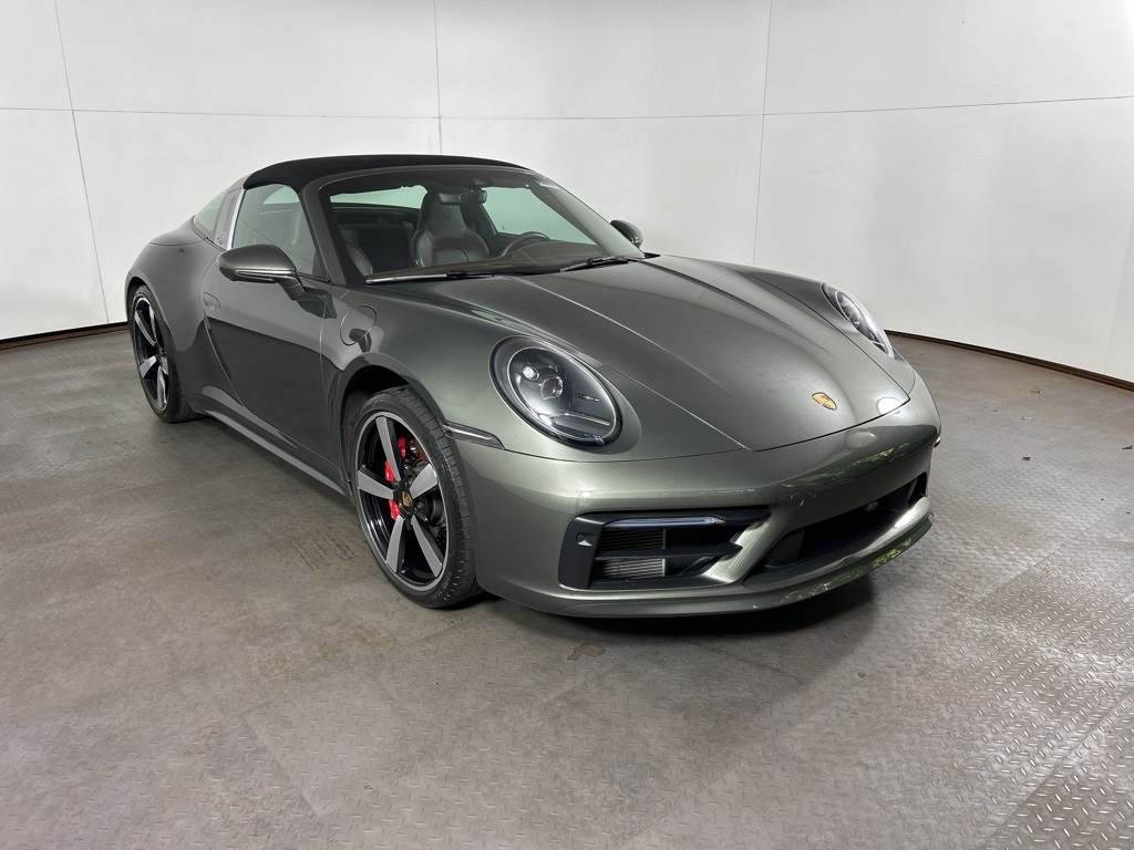 2022 Porsche 911 Targa 4S photo 3