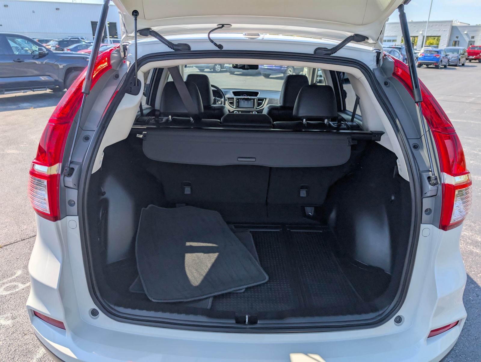 2016 Honda CR-V Touring photo 31