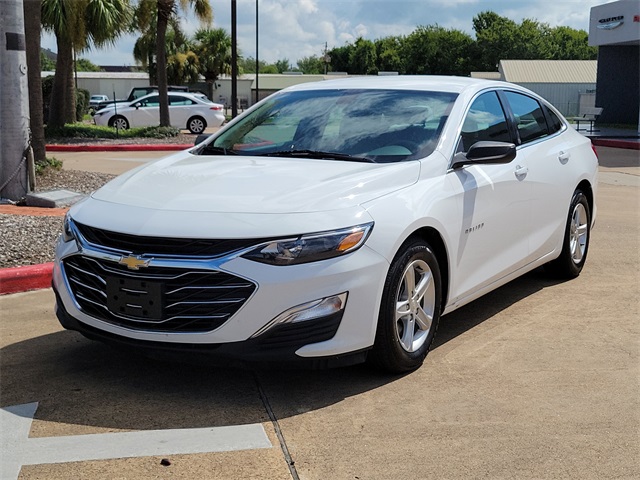 2019 Chevrolet Malibu LS photo 3