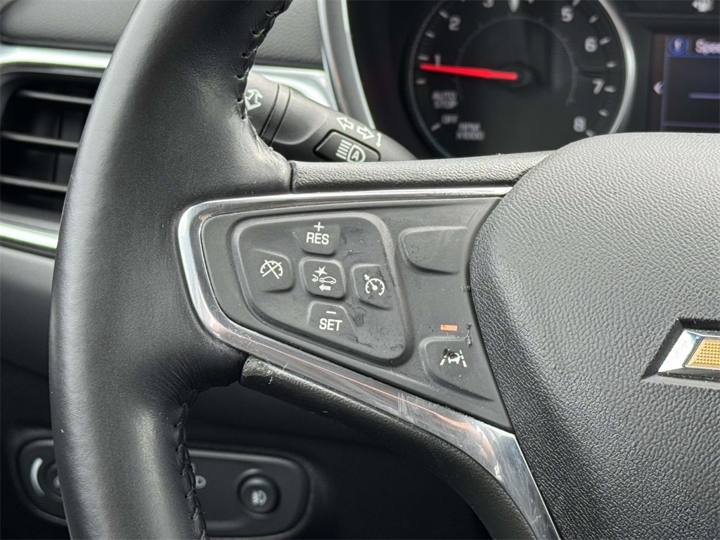 2020 Chevrolet Equinox LT photo 22