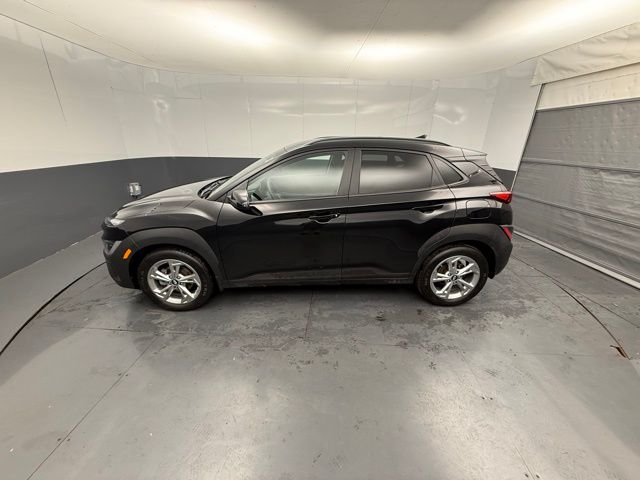 2023 Hyundai Kona SEL photo 2