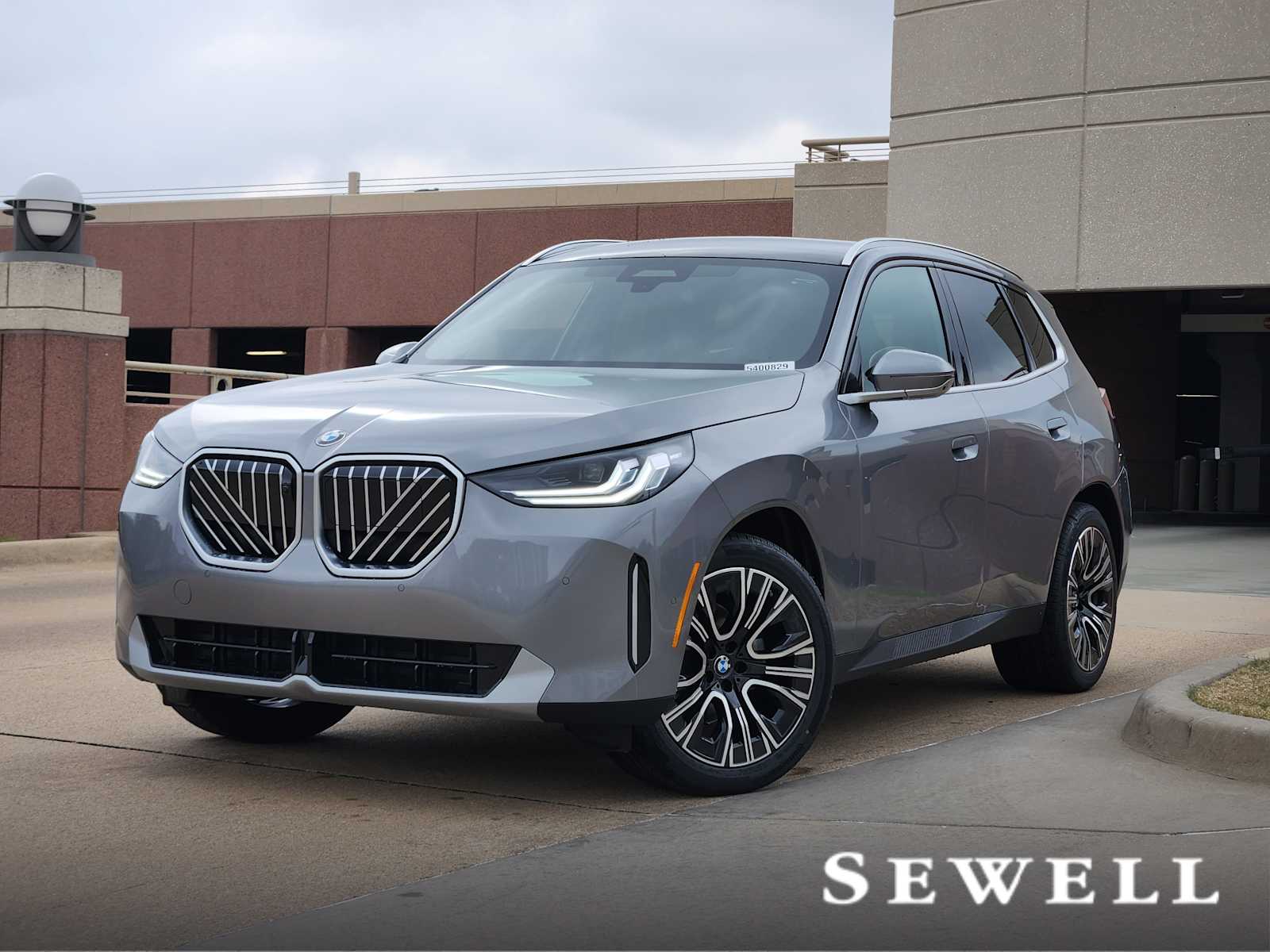 2026 BMW X3 30's photo