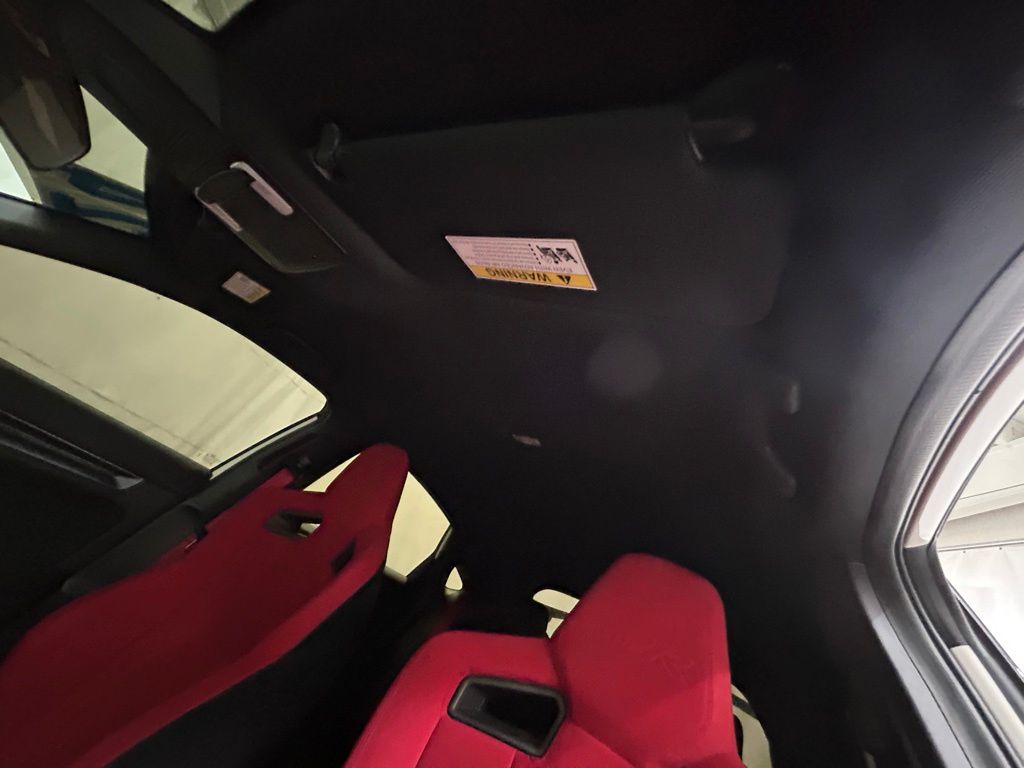 2024 Honda Civic Type R photo 24