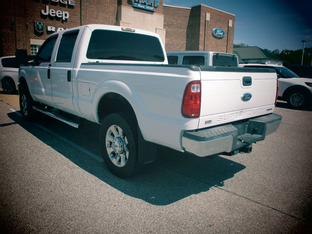 2015 Ford F-250 XLT photo 14