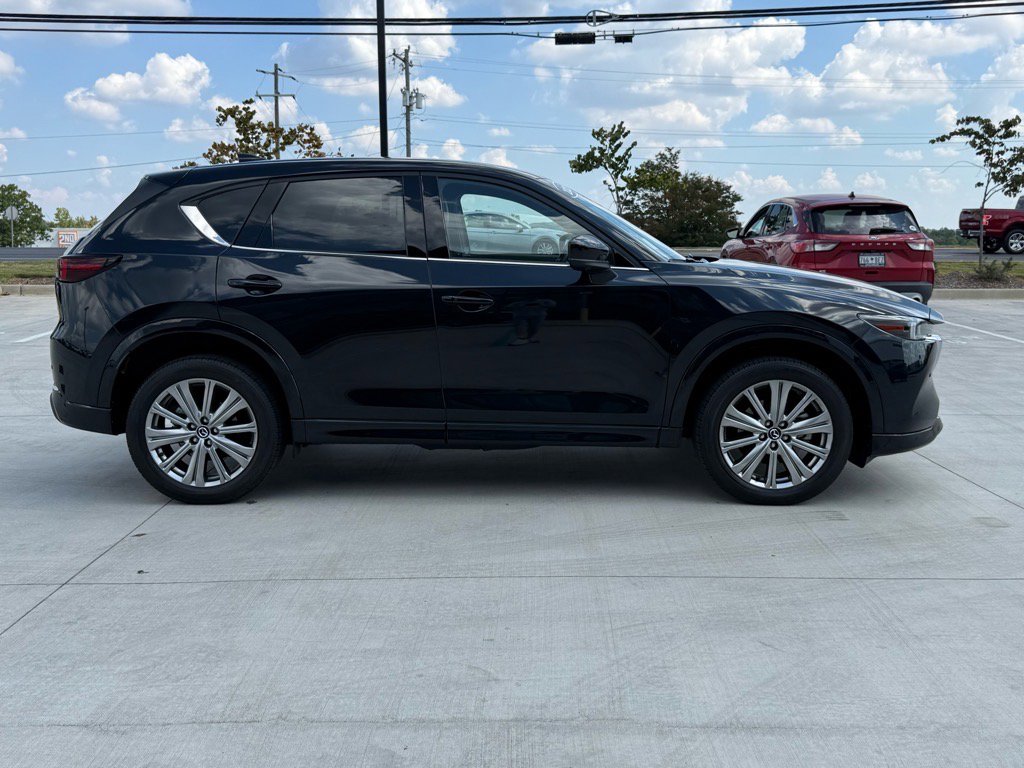 2023 Mazda CX-5 2.5 Turbo Signature photo 3