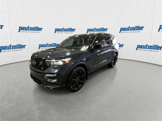 2022 Ford Explorer ST photo 4