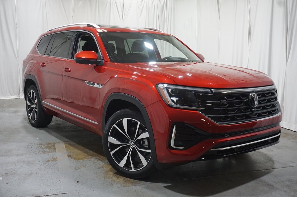 2025 Volkswagen Atlas SEL Premium R-Line photo 2