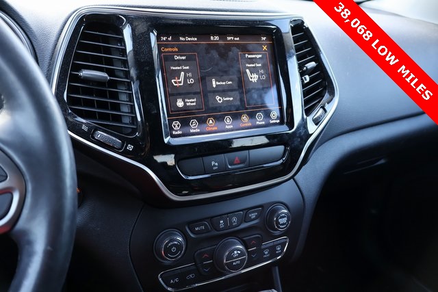 2020 Jeep Cherokee Limited photo 12