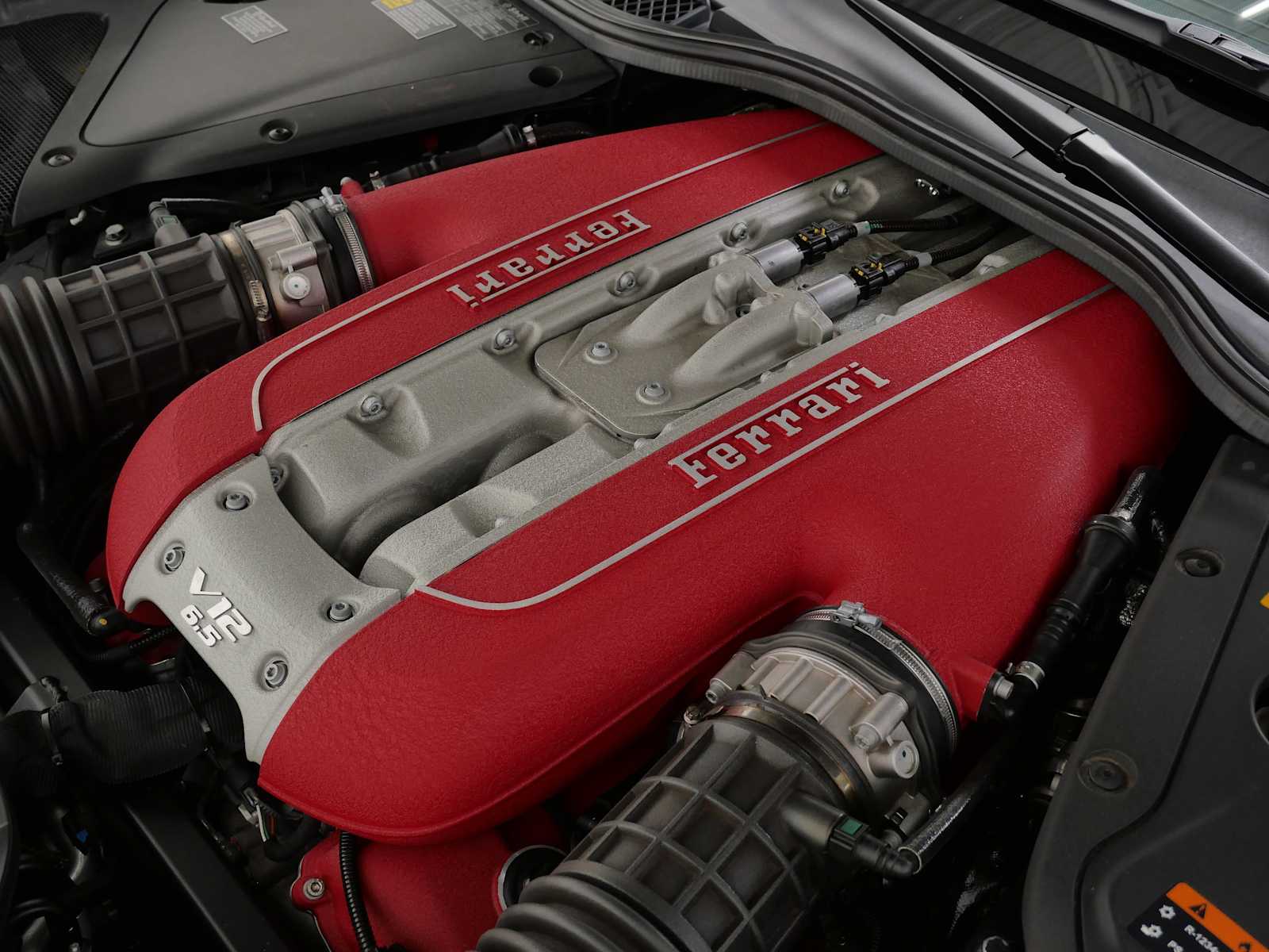 2019 Ferrari 812 Superfast photo 27