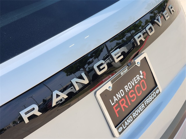 2025 Land Rover Range Rover SE photo 7
