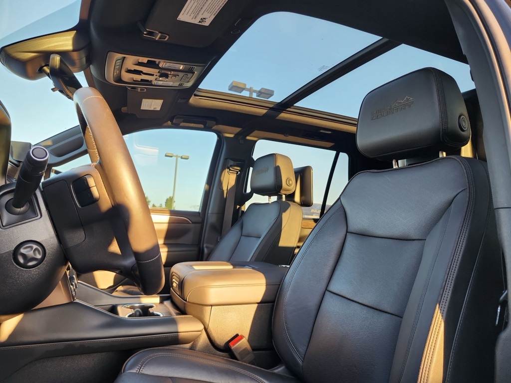 2023 Chevrolet Tahoe High Country photo 9