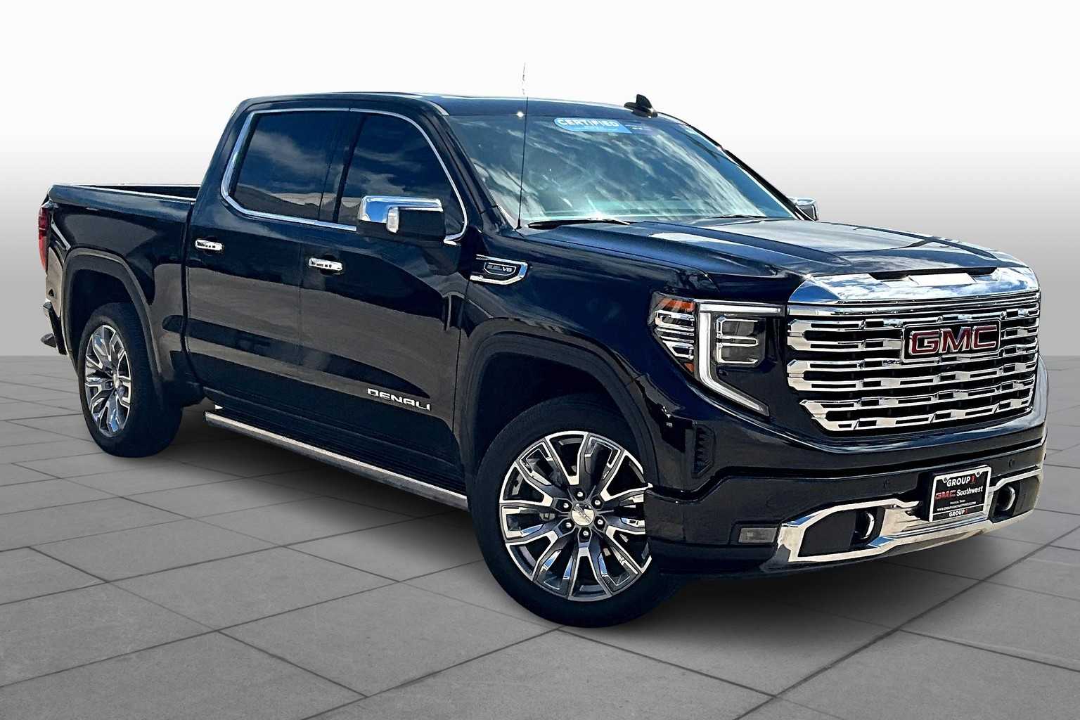 2024 Gmc Sierra Denali photo 2