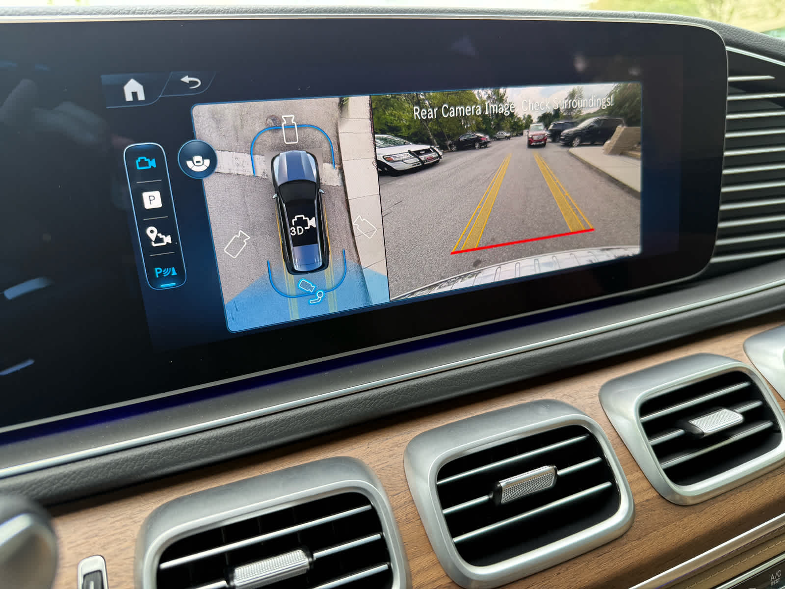 2026 Mercedes Benz GLS 450 4MATIC photo 15