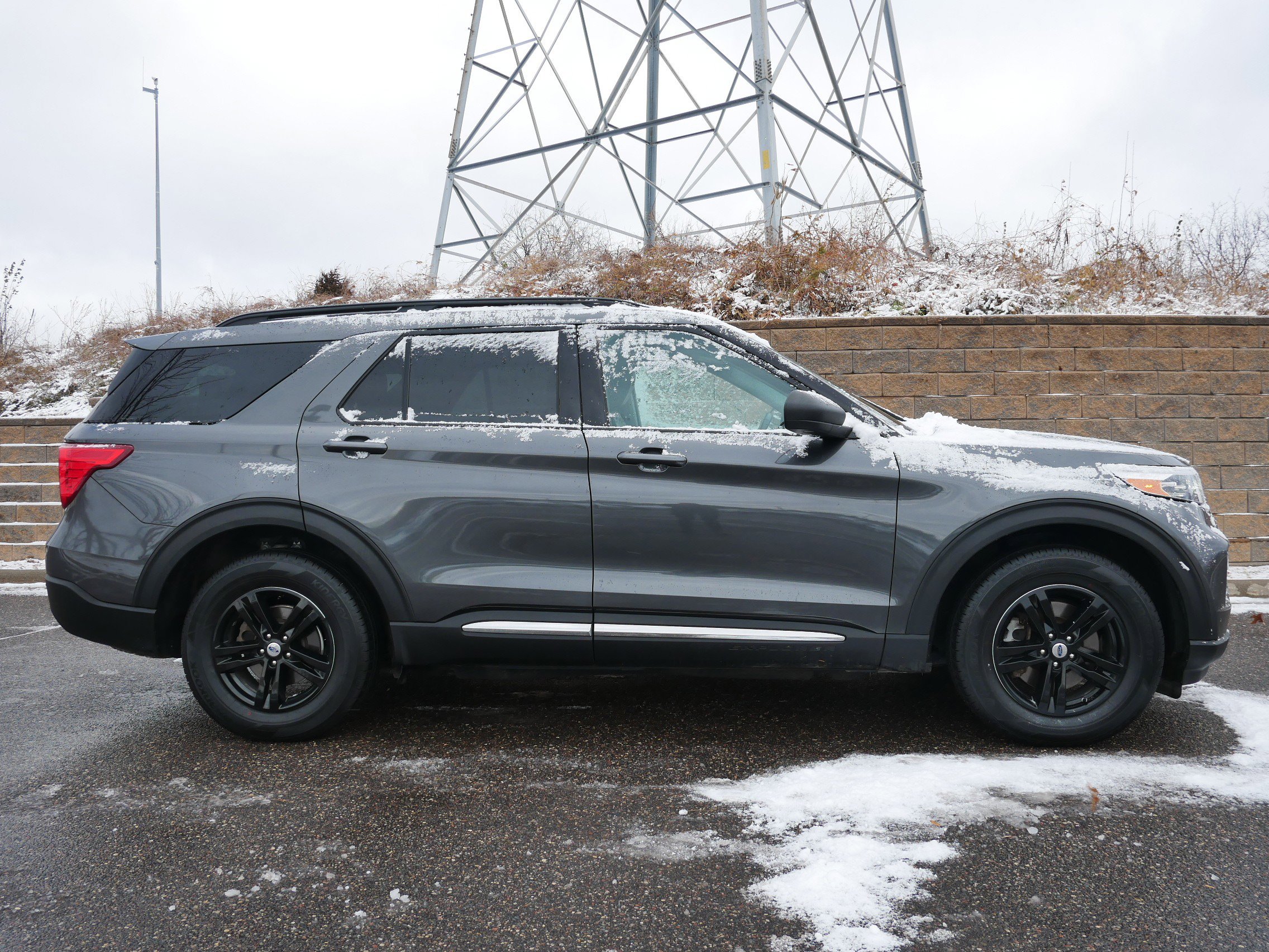 2020 Ford Explorer XLT photo 4