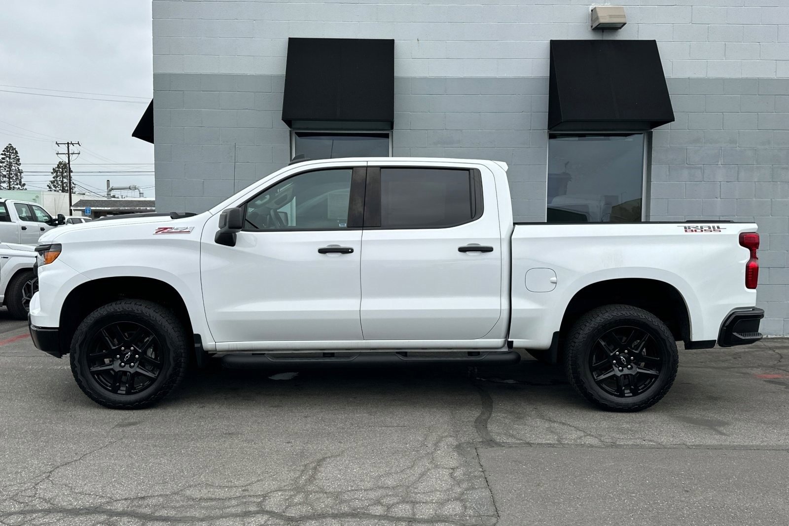 2024 Chevrolet Silverado 1500 Custom Trail Boss photo 7