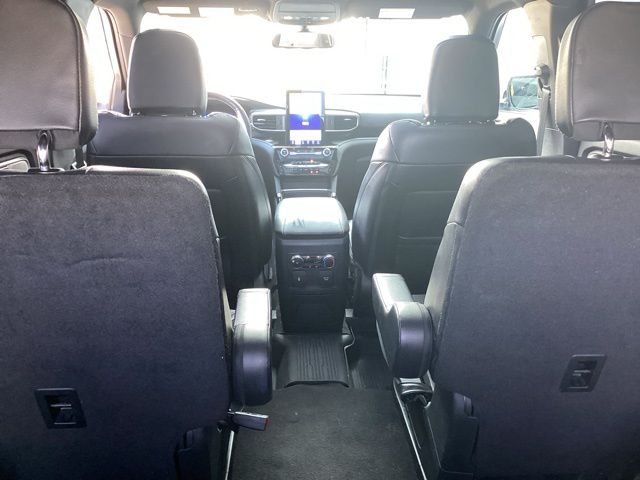 2022 Ford Explorer ST photo 8