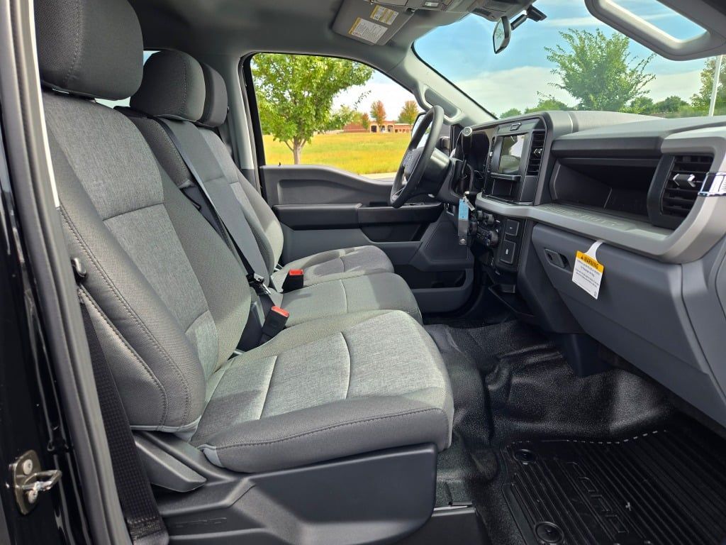 2026 Ford F-250 photo 5