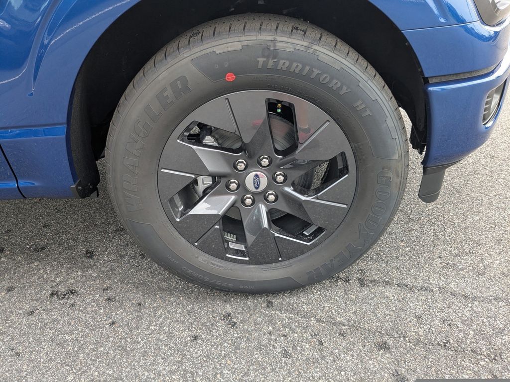 2025 Ford F-150 STX photo 11
