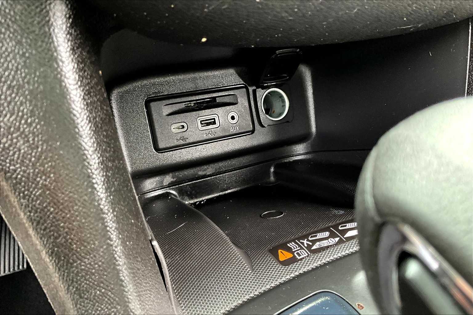 2023 Chevrolet Equinox Premier photo 25