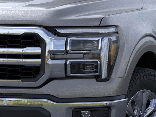 2025 Ford F-150 Lariat photo 18