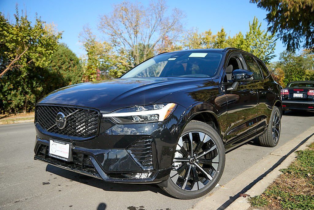 2026 VOLVO XC60 - Image 29
