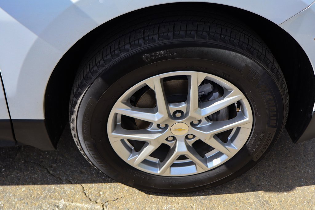 2024 Chevrolet Equinox LT photo 35